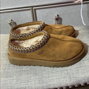 Ugg women’s Tasman slipper